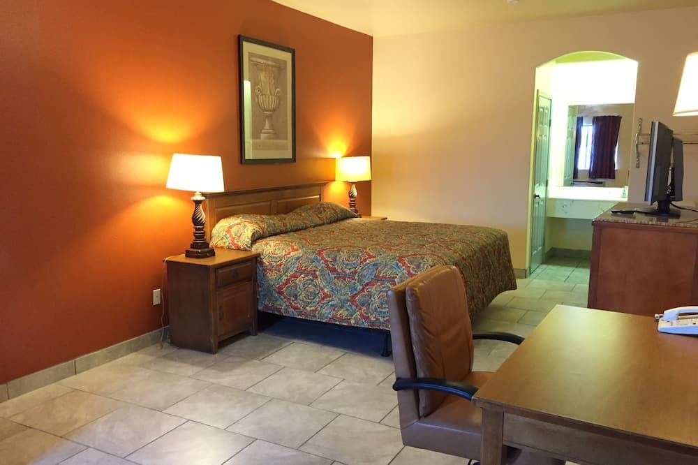 Boca Chica Inn & Suites Brownsville - Brownsville - Bedroom