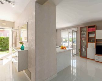 Apartment Sara Premium - Funtana