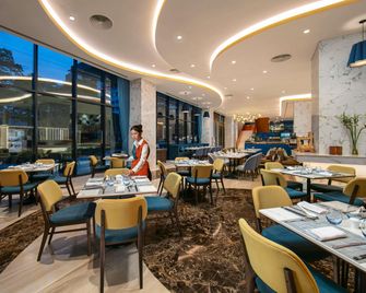 Mövenpick Living West Hanoi - Hanói - Restaurante
