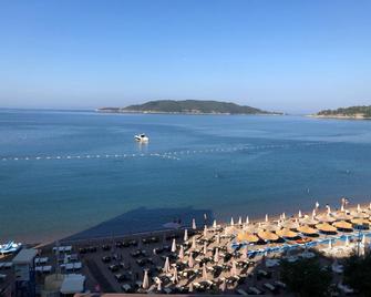 Hotel Aleksandar - Budva - Beach