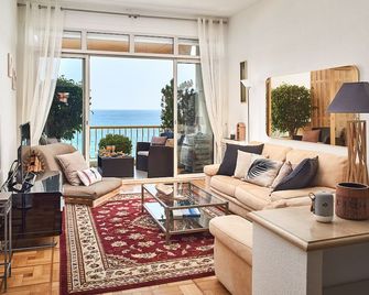 Sunlight Properties - 'Maryland ' - Sea Front - Nicea - Pokój dzienny