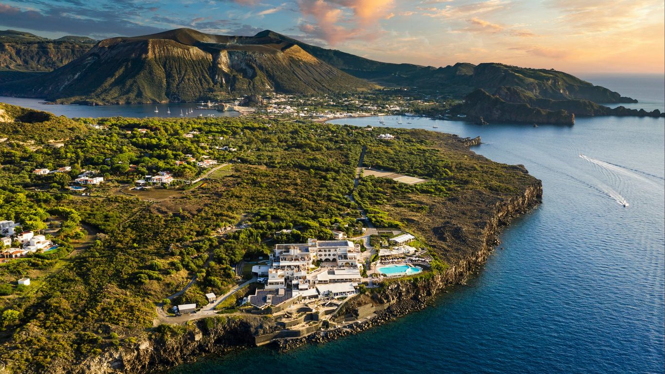 Therasia Resort Sea & Spa