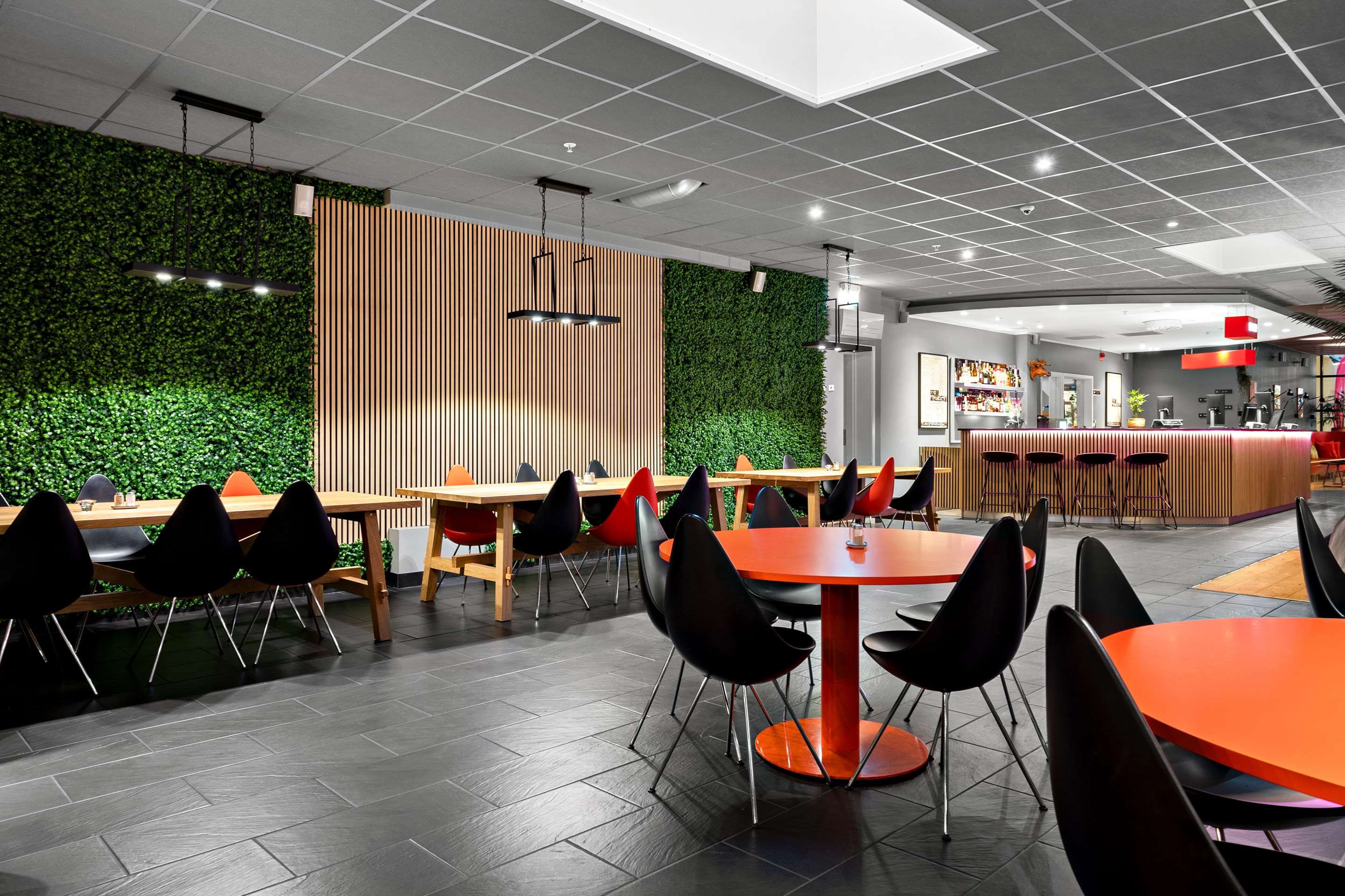 كونيكت هوتل سيتي