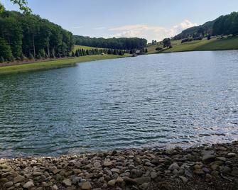 Beautiful lake view property nestled in the pines 79 miles north of Pittsburgh. - Ringgold
