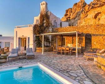 Villa Aquata by Mermaid Luxury Villas - Faros Armenistis - Pool