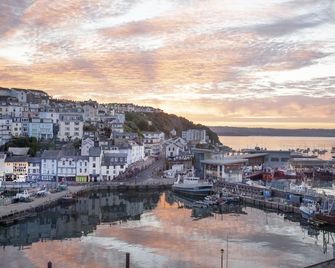 Pilgrim Suite - Sea view - Free Wi-Fi - Brixham - Außenansicht