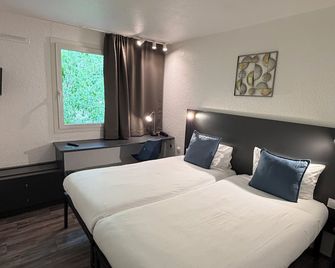 Logis Hôtel Les Colonnes Strasbourg Zenith - Eckbolsheim