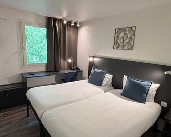 Logis Hôtel Les Colonnes Strasbourg Zenith - Eckbolsheim