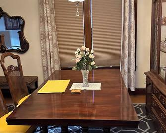 Private room - Binghamton - Dining room