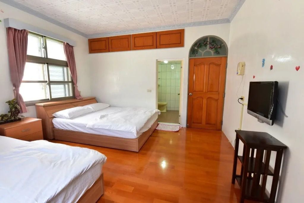 يو يو ما ان بد آند بريكفاست