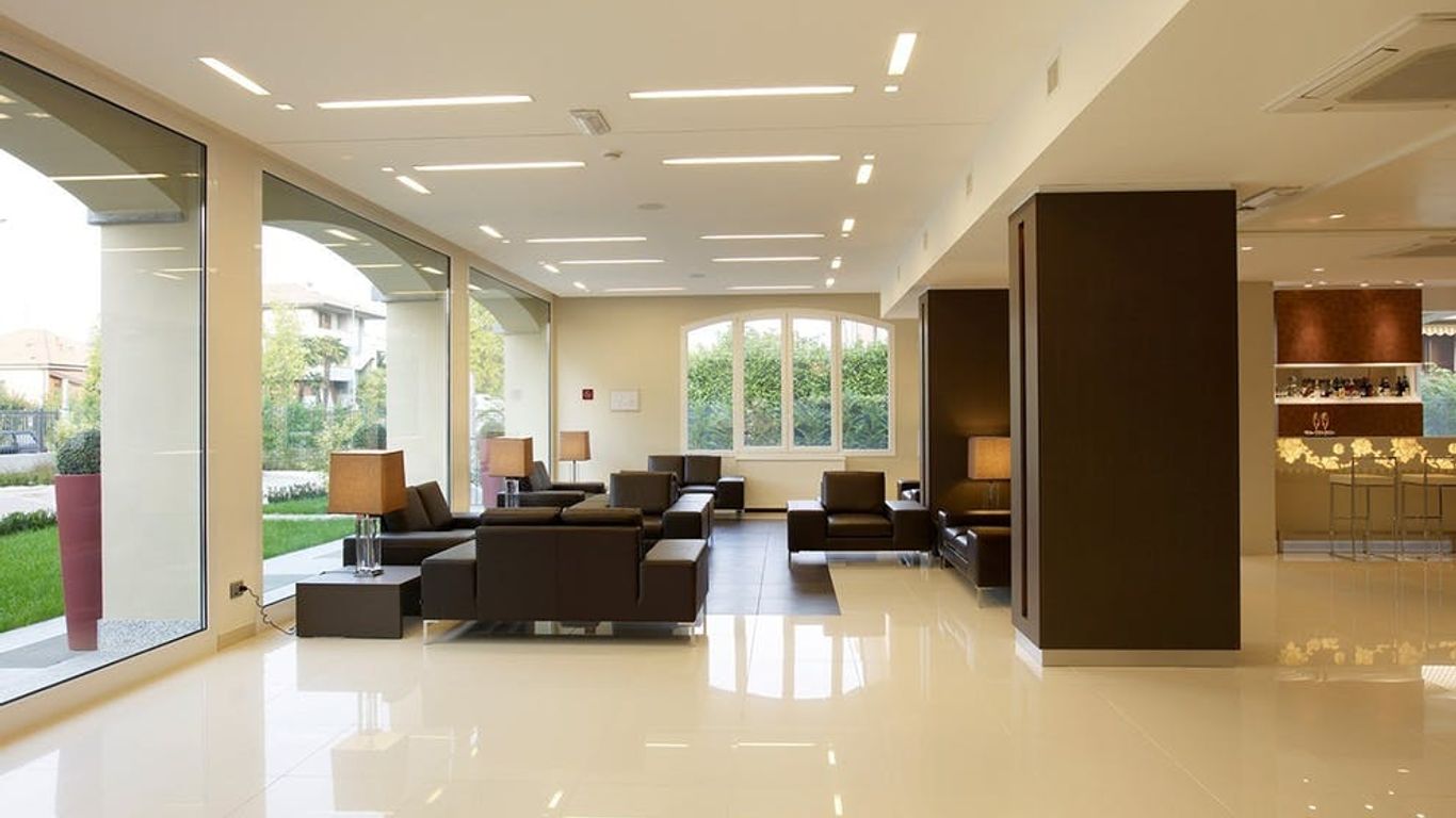 Virginia Palace Hotel