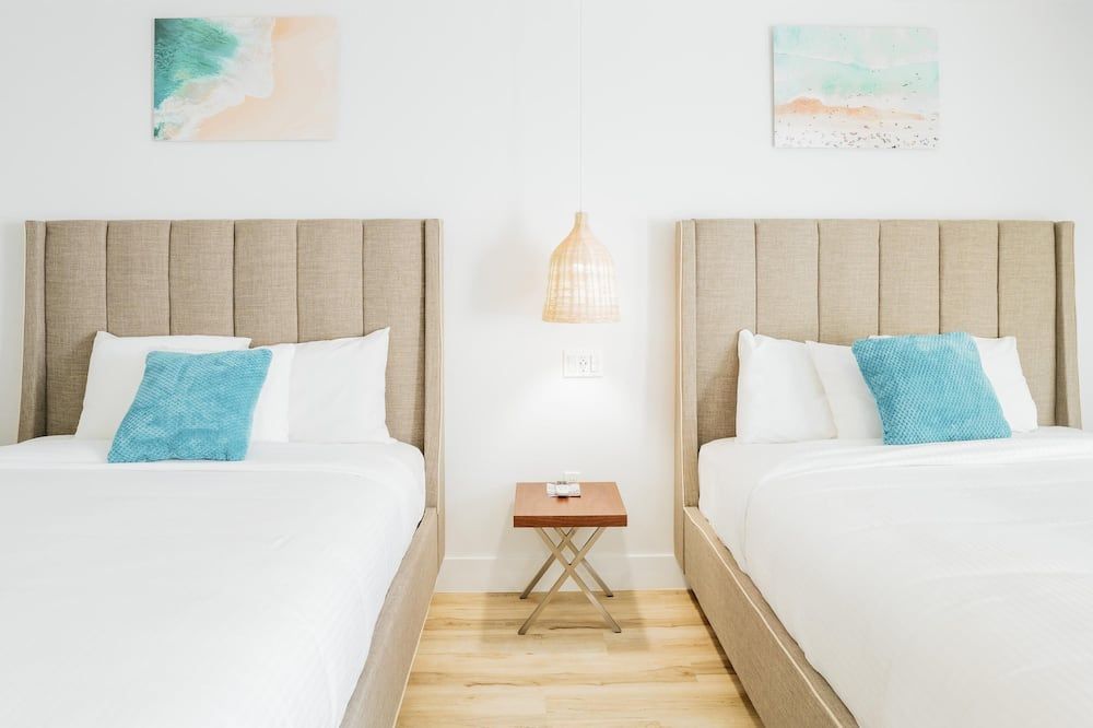 Dqq - Deluxe Double Room, 2 Queen Beds, Non Smoking - לונג ביץ'