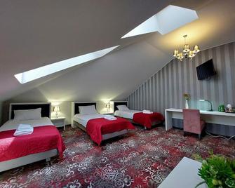 Hotel Lord - Radom - Camera da letto