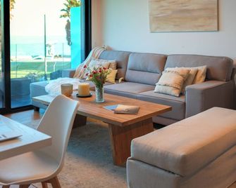 Forum | Bayview | Heated Pool Gym Sauna | Parking - Montevideo - Sala de estar