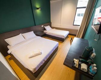 Room V Jalan Jenang By Secoms - Batu Pahat - Schlafzimmer