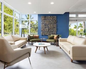 Fairfield Inn & Suites by Marriott Key West at The Keys Collection - Key West - Lounge