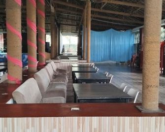 Pavanputra Resort - Hassan - Restaurante