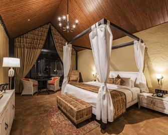 Canary Islands Resort & Spa - Lonavala - Κρεβατοκάμαρα