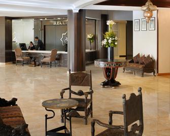 Al Safir Hotel - Manama - Lobby