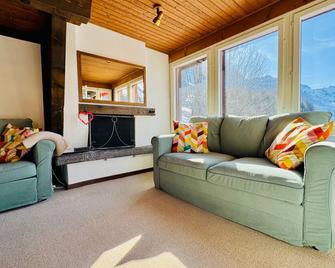 Chalet Schweizerhof 4 - Wengen - Living room
