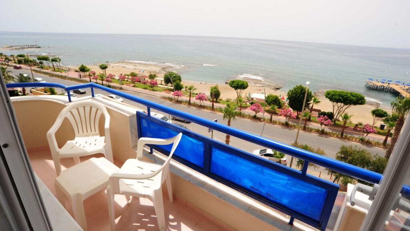 Semt Luna Beach Hotel