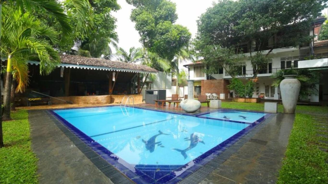 Hostel City Hub Colombo Airport