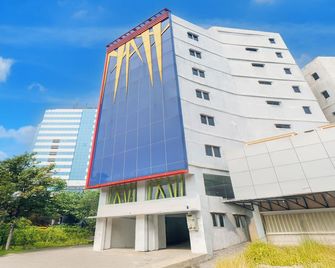 Townhouse Oak Gunung Sahari Near Ancol - Jakarta - Gebouw