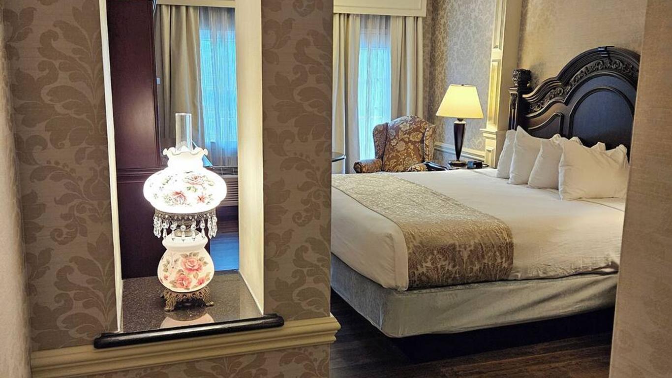 Fulton Steamboat Inn