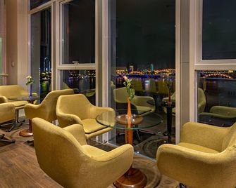 سن ريفر هوتل - دا نانغ - ردهة