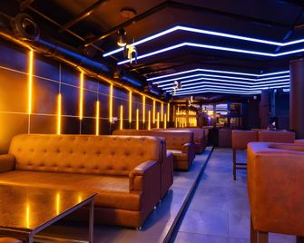 Hotel Sheetal International - Raipur - Salónek