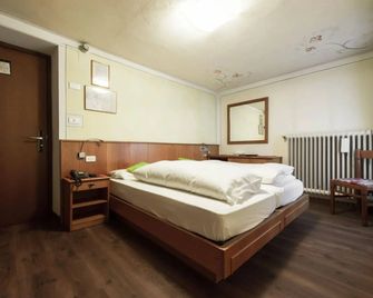 Hotel Stella - Moena - Makuuhuone