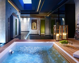 Tenuta Le Cave - Tregnago - Pool