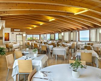 Marc Hotel - Vieste - Restaurante