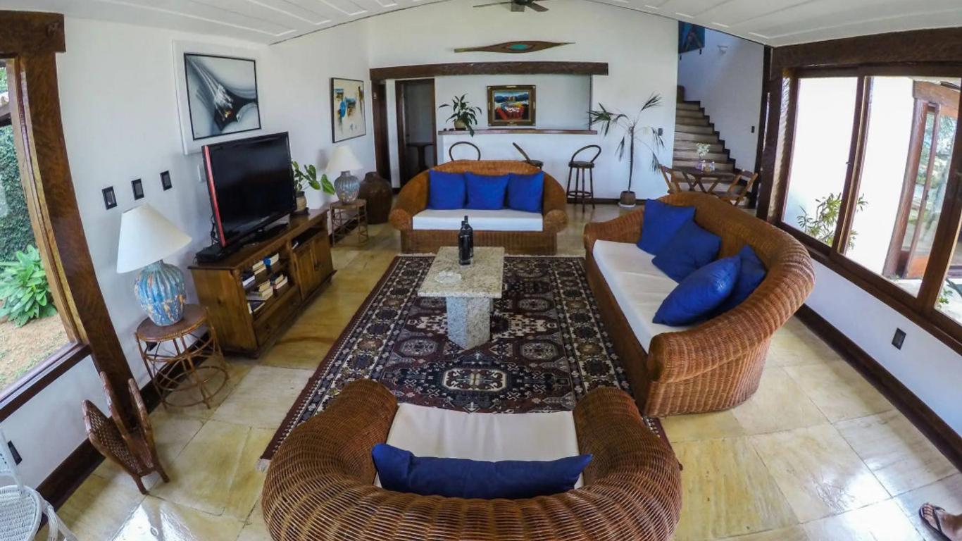 بوزادا كاسا دو أليماو