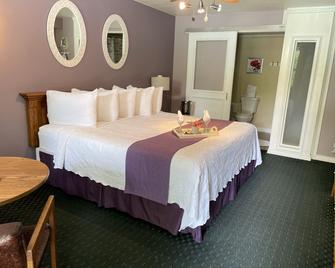 ذا لودج - إيوريكا سبرينغس - غرفة نوم