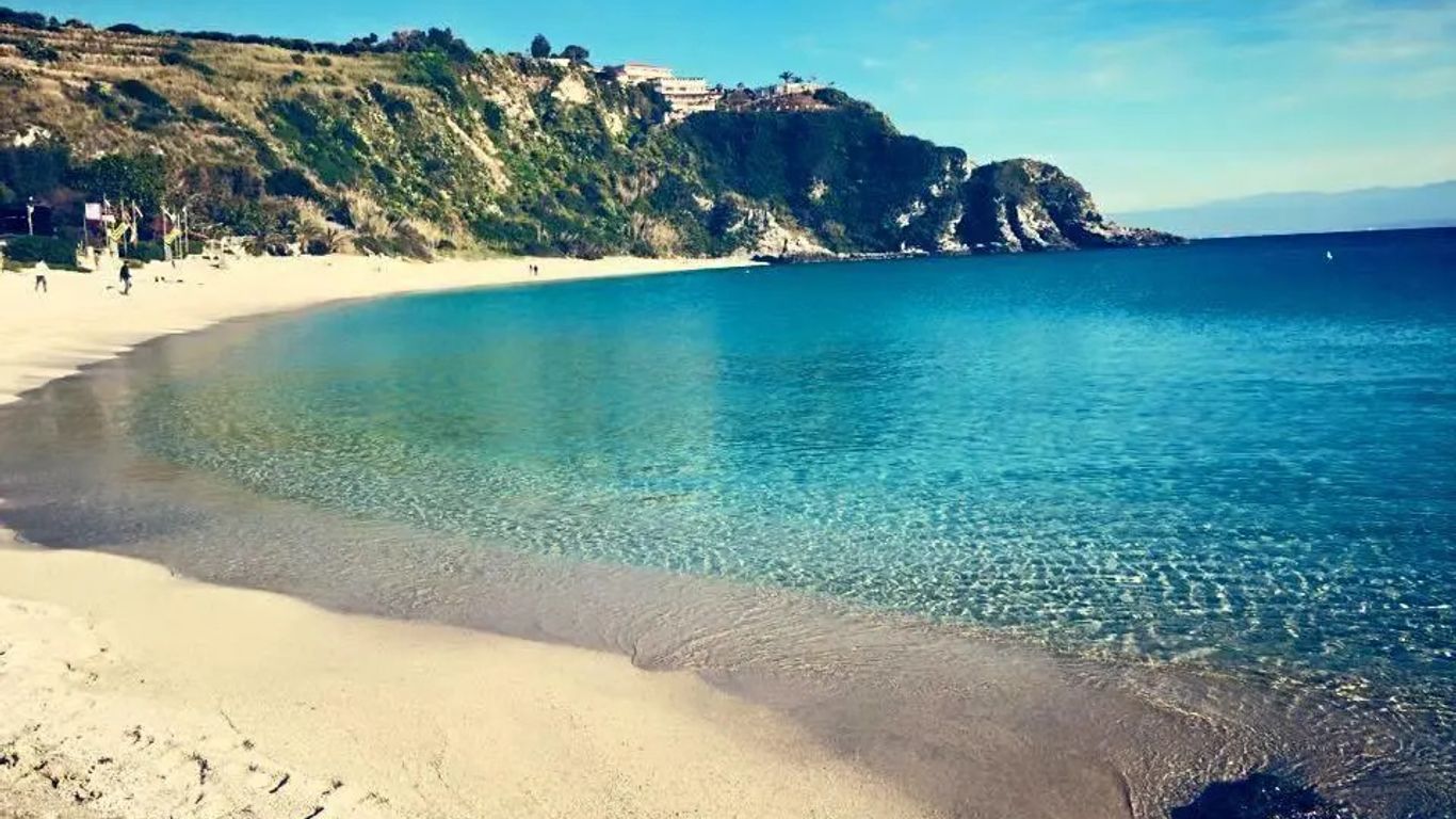 Sunshine Beach Resort