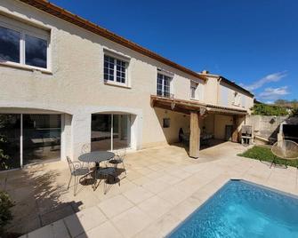 Maison Familiale Avec Piscine Entièrement Rénovée - Villeneuve-lès-Béziers - Pool