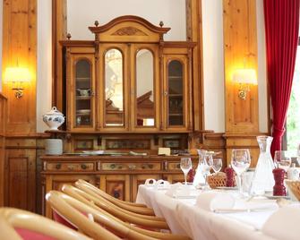 Hotel Schweizerhof Sta Maria - Valchava - Restaurang
