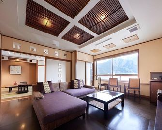 Echigo No Oyado Inamoto - Yuzawa - غرفة معيشة