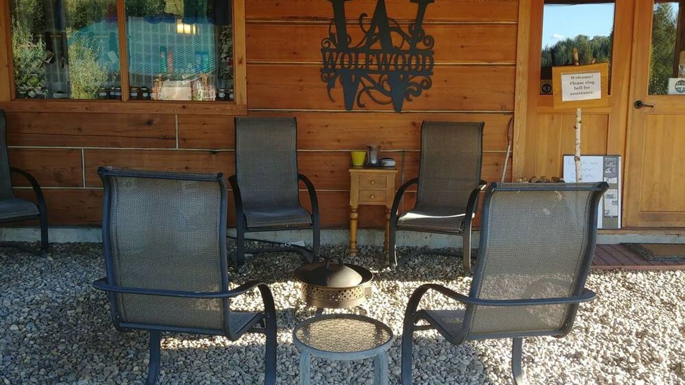 Wolfwood Guest Ranch