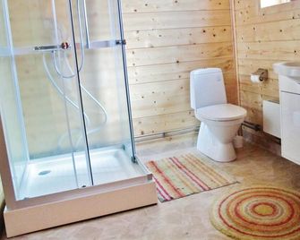 3 Bedroom Cozy Home In Mellerud - Åsensbruk