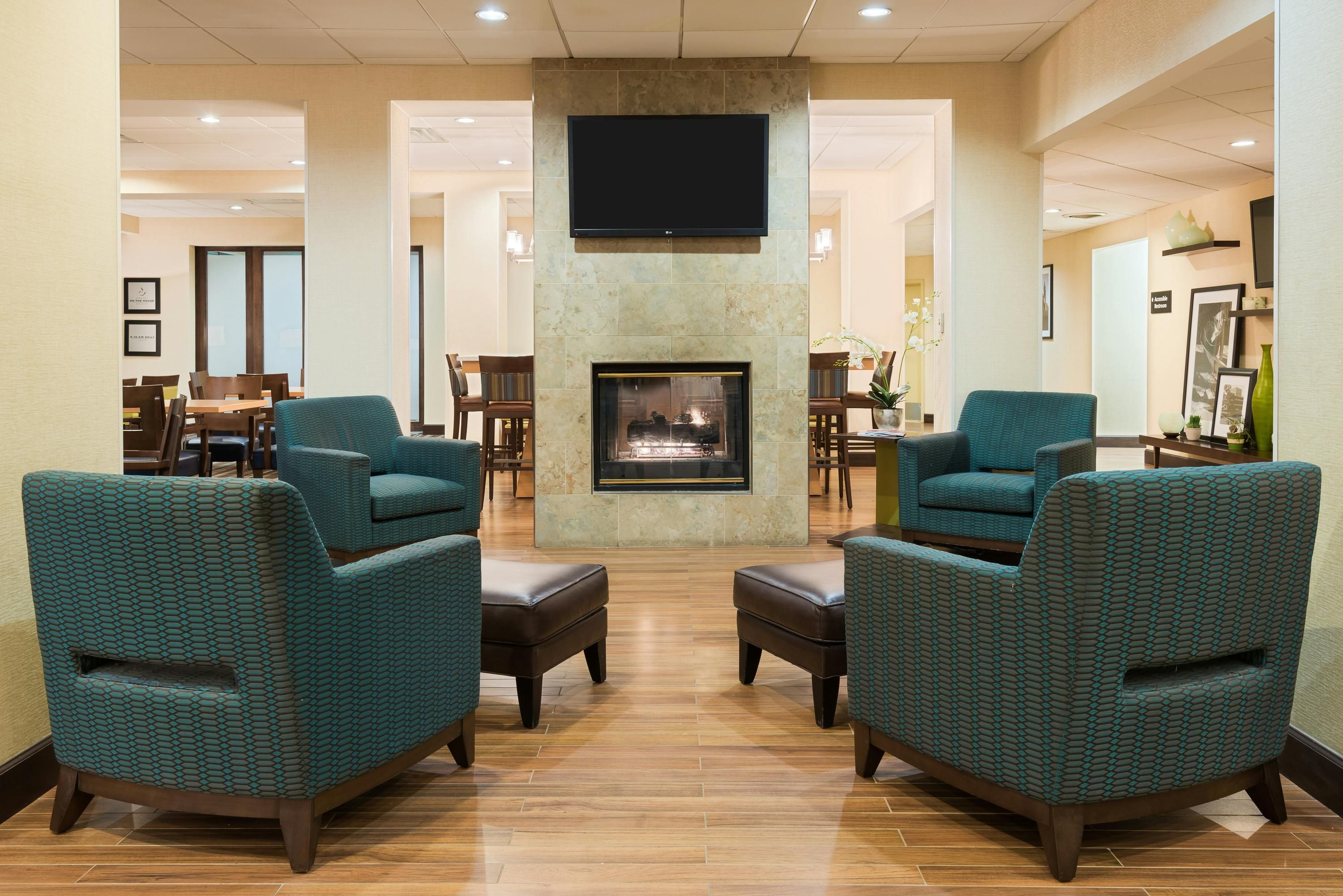 Hampton Inn White Plains/Tarrytown (New York City Area) - Elmsford - Lounge