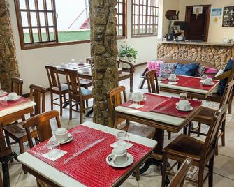 Pousada Sanhaço - Vila do Abraao - Restaurante