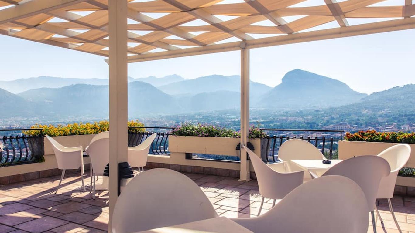 Hotel Cristina