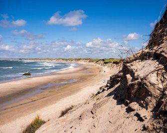 Classic Holiday Home in Thisted near Sea - Nørre Vorupør - Playa