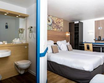 Kyriad Paris Ouest - Colombes - Colombes - Camera da letto