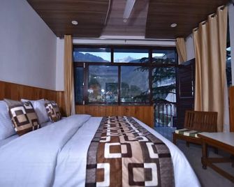 Hotel Akash - Luxury Hotel In Mcleodganj - Dharamshala - Bedroom