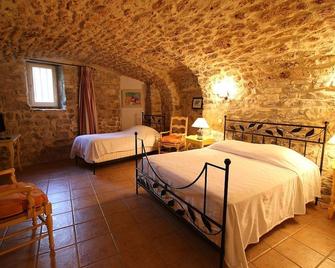La Bastide du Vebron - Grospierres - Bedroom