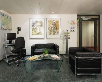 Hotel Florida - Biel-Bienne - Recepción