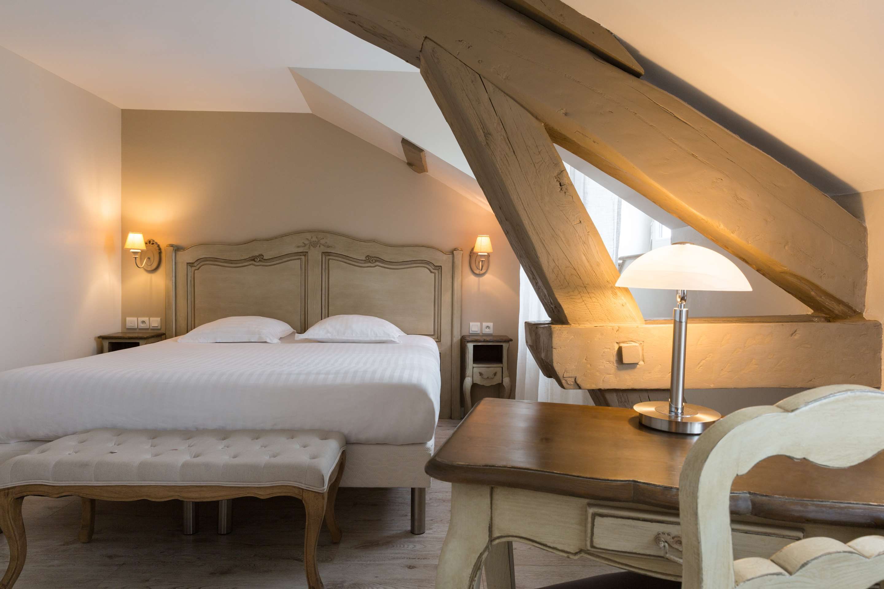 The Originals Boutique, Hôtel Les Poèmes de Chartres - Chartres - Camera da letto